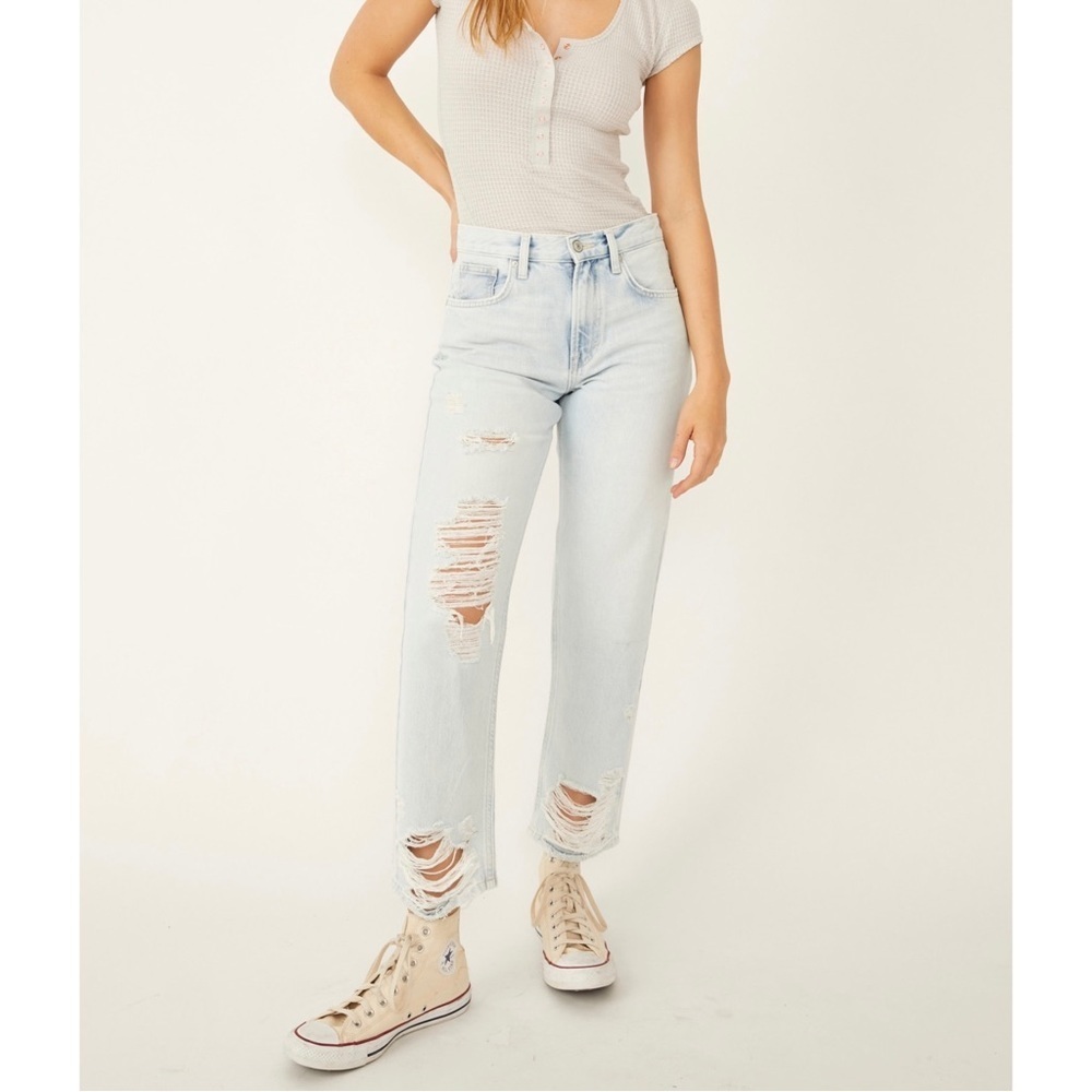 NWT We the Free - Super Distressed Light Weight Jeans